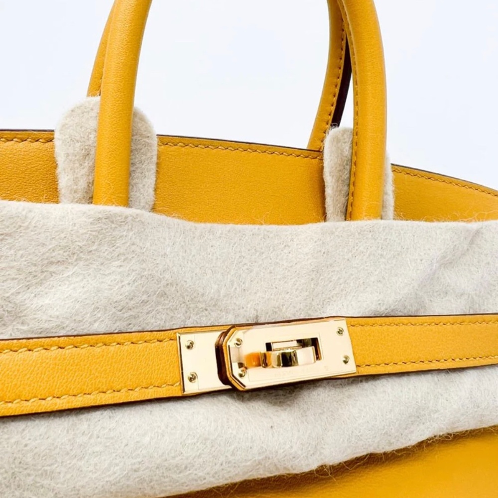Authentic Hermes Birkin 25 Jaune Ambre Swift Gold Hardware - Picture 6 of 10